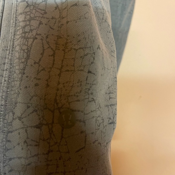 Lululemon Warm Down Jogger Next To New Condition - Picture 6 of 6